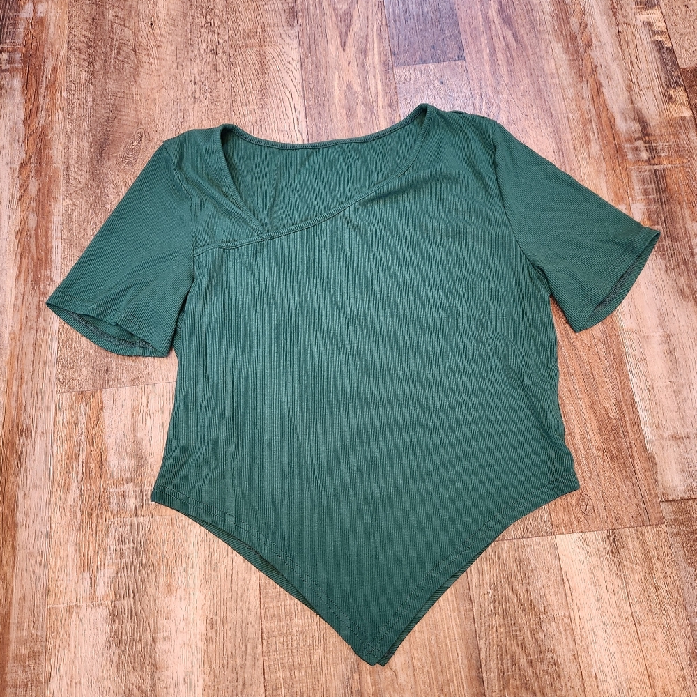 Ivicoer Asymmetrical V Neck Short Sleeve - Picture 4 of 5